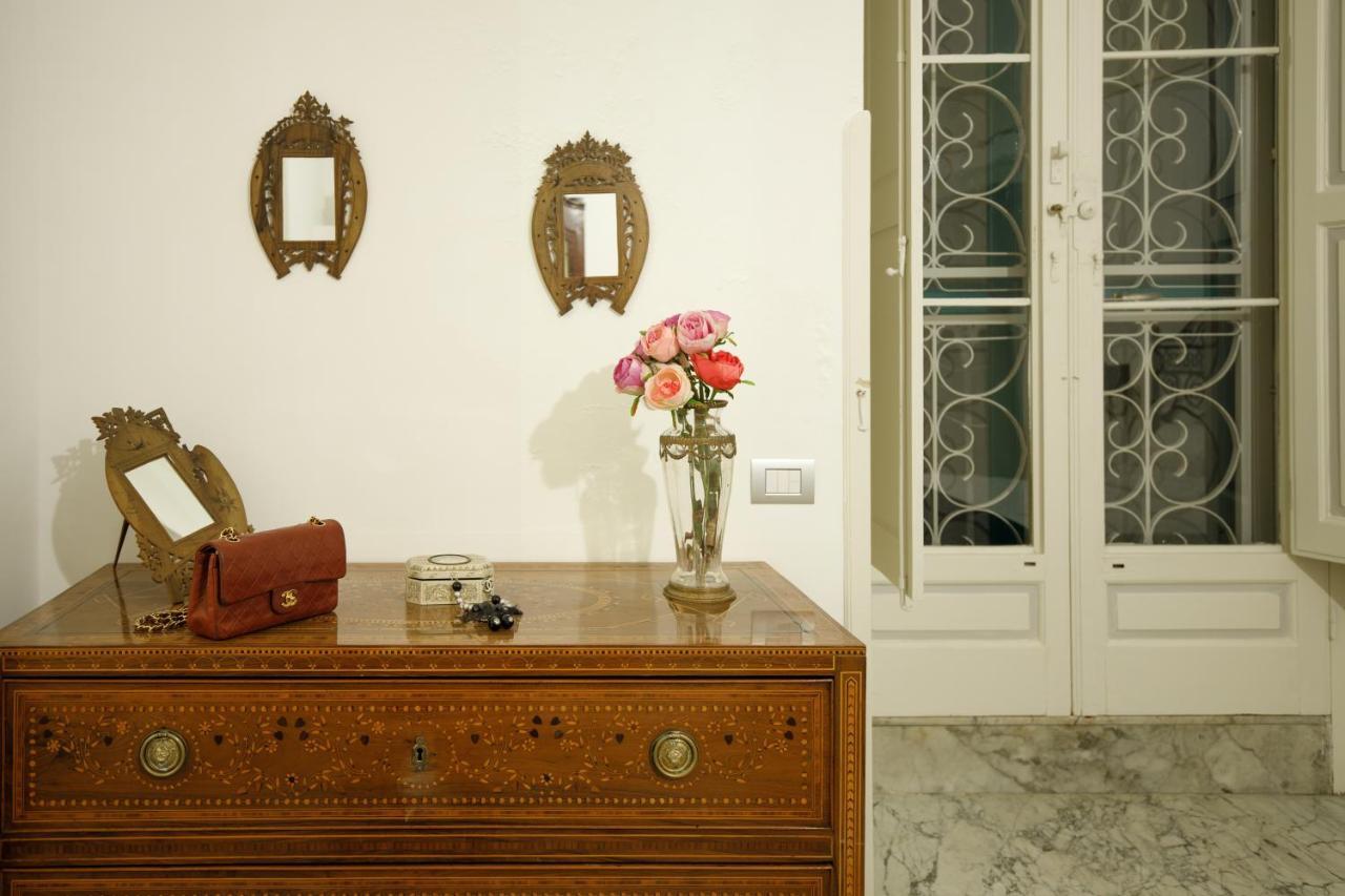 Palazzo Introna Acomodação com café da manhã Mola di Bari Exterior foto