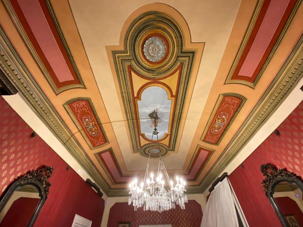 Palazzo Introna Acomodação com café da manhã Mola di Bari Exterior foto